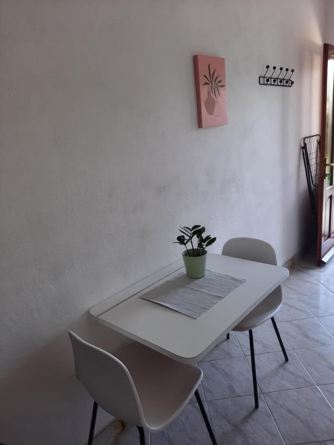 Ferienwohnung Marovito Supetarska Draga Exterior foto